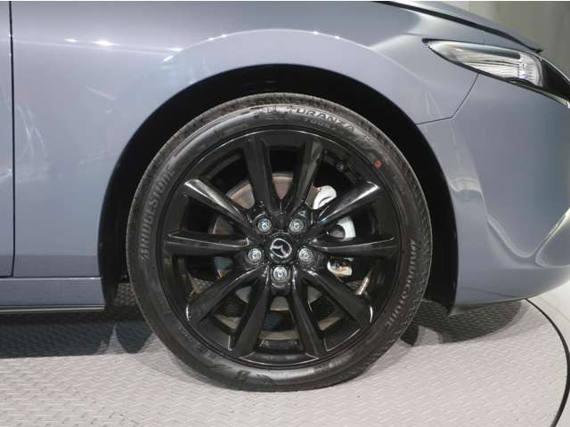 マツダ MAZDA3ファストバック 1.8 XD レトロスポーツエディション の