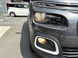 先進性の象徴であるLEDランニングライトは、昼間の車輌の存在感を際立たせ、安全性にも配慮しています。