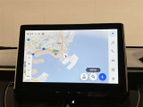 いまや必須装備「ナビゲーション」搭載!知らない場所にスイスイッとドライブ。もう、これなしではハンドルを握れませんね!でも運転中の操作は危険ですのでご注意ですね☆