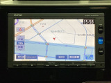 ナビゲーションはフルセグTV対応のGathers純正メモリーナビを搭載しています。Bluetoothオーディオ機能がありますので、スマートフォンなどの音楽も再生できます。