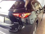 新型のCX-5にはないディーゼルエンジンの車両です。