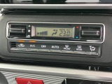 オートエアコンなので風量調節もお任せ♪