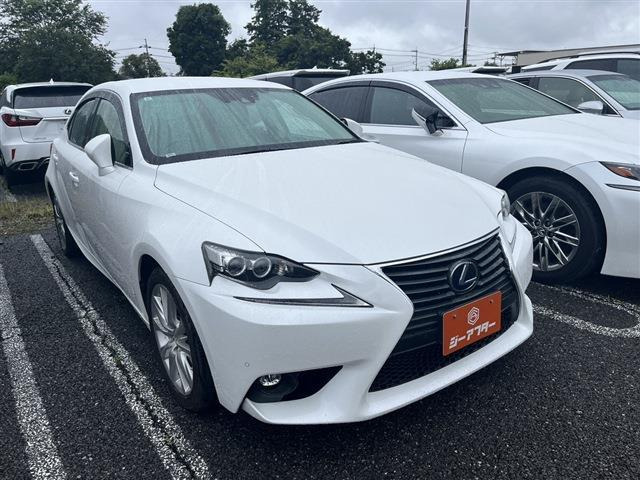 IS 300h バージョンL ワンオーナー 禁煙車 ベージュ革シート