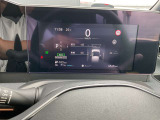 運転支援システムや、安全装置の設定を行うことができます。