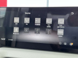 Bluetooth対応の日産純正ナビなのでスマホの音楽を車内で聴けるのでお出かけの時もお気に入りの曲を聴きながらノリノリドライビング♪