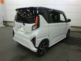 サービス工場を併設完備しております。車検・点検・修理なんでもお任せ下さい!!