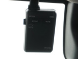 ◆ドライブレコーダー◆映像・音声などを記録する自動車用の装置です。 もしもの事故の際の記録はもちろん、旅行の際の思い出としてドライブの映像を楽しむことができます。