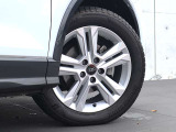 Q2 35 TFSI アドバンスド 