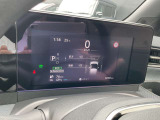 運転支援システムや、安全装置の設定を行うことができます。