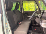 運転席シート廻りは使用感も少なく、良好な状態となっています。丁寧に使われていたことがよくわかりますね。
