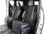 ゆとりある広々とした車内空間は、ドライブを始め買い物やレジャーなど、幅広く活躍します。一人でもみんなとでもお出かけを楽しみましょう!