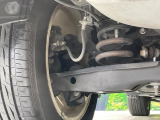 お車を安心してお乗りいただく為には、足回りの定期点検が欠かせません。サービスサポート(有償保証)では無料点検もご提供しており、安心のカーライフをお過ごしいただけるサポート体制が整っています。