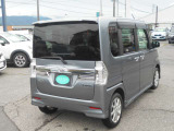県外のお客様との取引実績もありますので、登録納車等ご相談頂ければ対応可能です。まず、営業担当までご連絡下さい。
