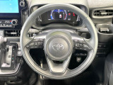 【レーダークルーズコントロール】高速道路での長距離走行が楽に!!自動で速度を保つクルーズコントロールが、衝突軽減システムと連携し、前方の車両を感知して車間を保つように速度調節してくれます!!
