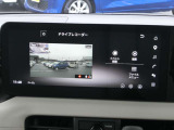 ドライブレコーダーの映像は、画面に表示することも可能です。