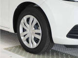 認定中古車では、厳しいHonda認定基準をクリアした厳選されたHonda認定中古車のみ、取り扱っております。「ご購入前の安心」「納車後の信頼」を車両と一緒に提供しております。