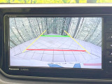 【バックカメラ】駐車時に後方がリアルタイム映像で確認できます。大型商業施設や立体駐車場での駐車時や、夜間のバック時に大活躍!運転スキルに関わらず、今や必須となった装備のひとつです!