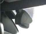 ◆ドライブレコーダー◆映像・音声などを記録する自動車用の装置です。 もしもの事故の際の記録はもちろん、旅行の際の思い出としてドライブの映像を楽しむことができます。