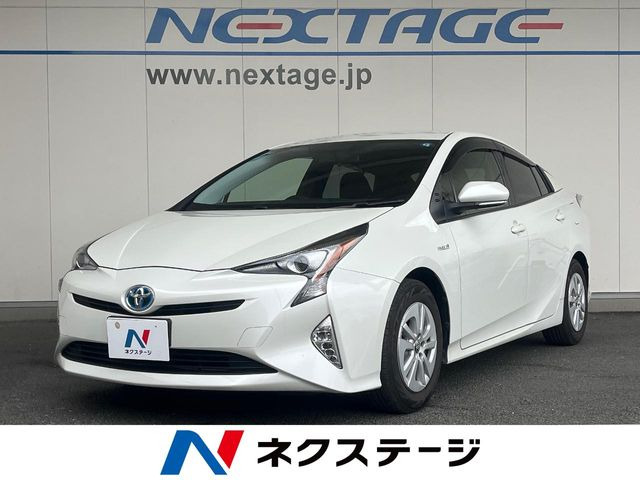 トヨタ プリウス 