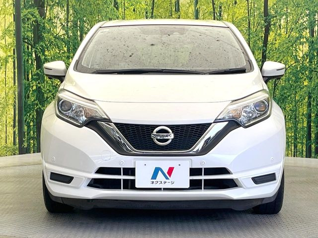 日産 ノート 1.2 X の中古車詳細 (32,855km, ブリリアントホワイト