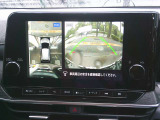 アラウンドビューモニター付き!車両を真上から見ているような映像で車庫入れも安心!!