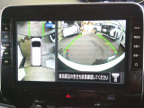 アラウンドビューモニター付き!車両を真上から見ているような映像で車庫入れも安心!!