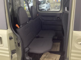 乗車人数や荷物の量、車内での過ごし方に合わせて、シートのレイアウトを変更できます。
