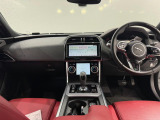XE Rダイナミック S 2.0L D180 ディーゼル 