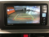 バックガイドモニターで、後方を確認しながら安心して駐車することができます。運転初心者も熟練者も必須の機能ですよ!