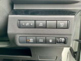 運転席右側に各種スイッチが集約されています!!