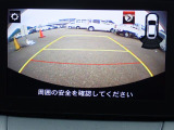 バックカメラ装備しております。駐車時に大変役に立ちますよ。駐車が苦手な方にも便利機能です。