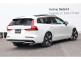 V60 ウルトラ T6  AWD プラグインハイブリッド 4WD 