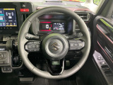 【純正革巻きステアリング】上質な革を使用することで、手にしっかり馴染みとても運転しやすいハンドルです♪