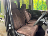ドライバーによって運転しやすいポジションは異なり、あの車はどうなのか不安なこともありますよね。気になるお車は店頭で乗り込んでご確認いただけます♪