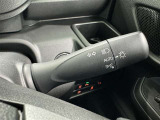 【オートライト】車外の明るさに応じて自動的にライトの点灯・消灯をしてくれます