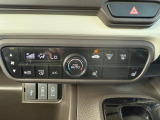 【フルオートエアコン&シートヒーター】運転席、助手席ともにシートヒーターも装備!冷える季節も車内を快適に保ってくれます♪