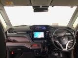 【前方視界】開放的な前方視界!運転がしやすく疲れにくいです♪窓が大きく、見通しがとっても良いおクルマですよ♪