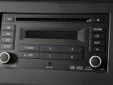 日産純正のCD一体のAM/FMラジオが付いています。ナビゲーション等の取り付けは御相談下さい。