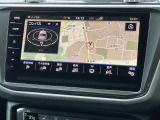 [DiscoverPro]ナビゲーション機能をはじめ、車両各種設定/アシストシステム設定、Bluetooth、App-Connectなどの機能を持ち合わせています。
