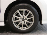 R7年式夏タイヤ205/60R16ダンロップ製です。