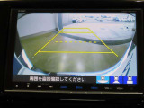 バックカメラが付いているので後方確認が非常にしやすいです。今や運転初心者も熟練者も必須装備!ついていて損はないですね♪