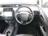 運転席からの操作もしやすいインパネ配置と、見切りのいいアイポイントですので、お車の操作性にも優れていますよ!快適・安心・安全です!!