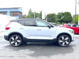 全国のVOLVOからお取り寄せが可能※!遠方の店舗に展示してあるクルマが気になる場合も、最寄りの店舗でご購入ただくことが可能です!是非私たちに要望をお聞かせください!※別途費用