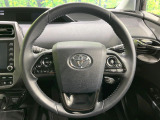 【純正革巻きステアリング】上質な革を使用することで、手にしっかり馴染みとても運転しやすいハンドルです♪