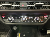 Wエアコン付きです!運転席・助手席それぞれ快適な車内でお過ごしいただけます。寒い時期には嬉しいシートヒーター付きです!