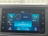 音楽再生・ハンズフリー通話、全方位モニターやバックアイカメラ表示など多くの機能を使用できます。