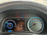 様々な車両情報を表示してくれる、アドバンスドドライブアシストディスプレイがついています