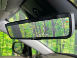 【デジタルインナーミラー】後席の大きな荷物や同乗者で後方が確認しづらい時でも安心!カメラが撮影した車両後方の映像をルームミラー内に表示。クリアな視界で状況の確認が可能です!
