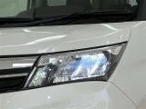 LEDヘッドライトです。デザイン性がよくとても明るいので、夜間の走行や悪天候でも安心です。しかも長寿命!
