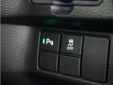 ◆パーキングセンサー◆車庫入れの時などに近くに障害物がある場合、障害物までの距離を音で知らせてくれます。